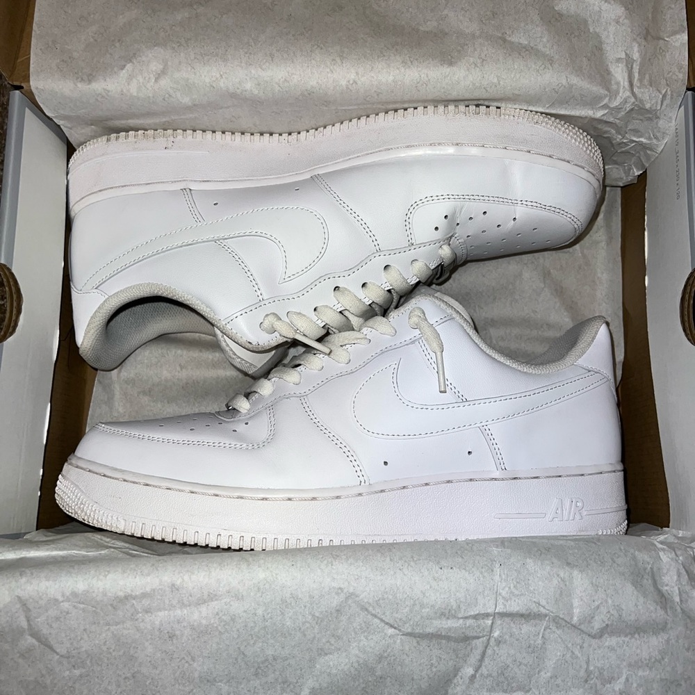 Nike Airforce 1 ‘07 *SOLD* - Picture 1 of 8